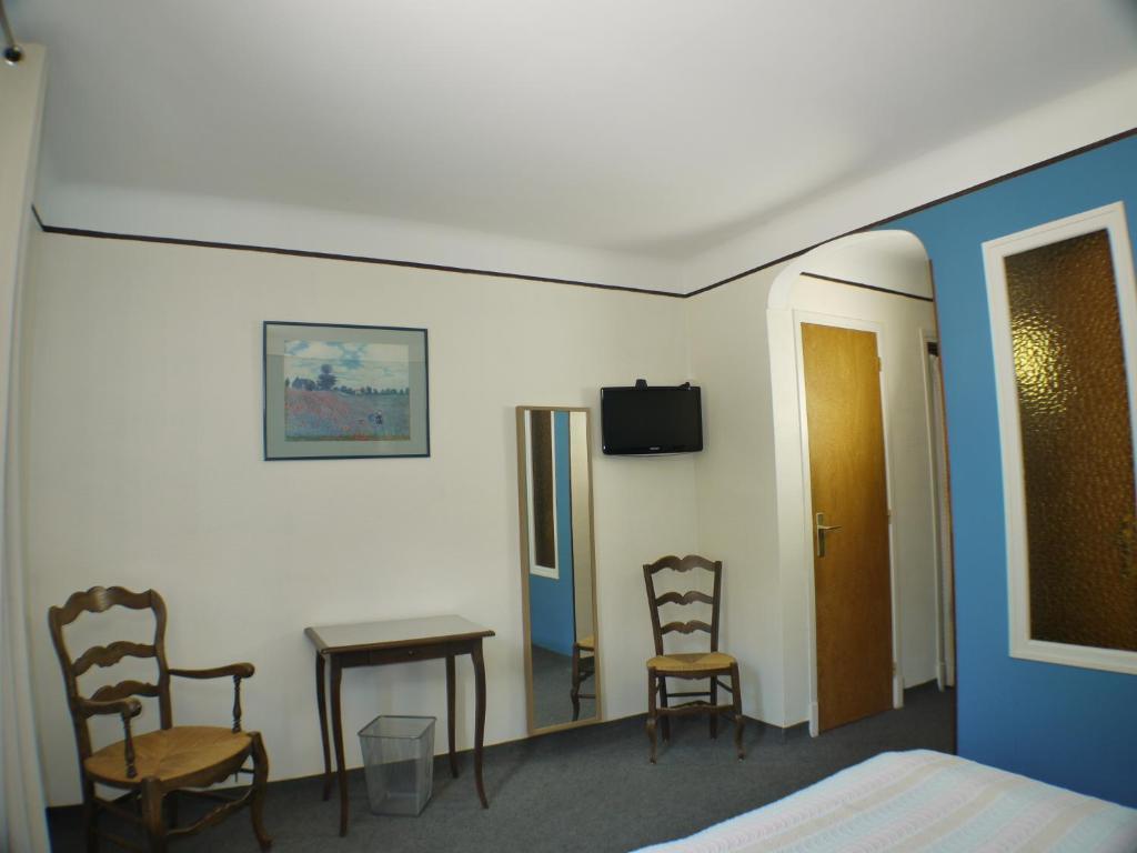 Hôtel Le Castelet Ax-les-Thermes Buitenkant foto